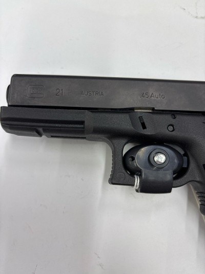 GLOCK 21 .45 ACP - Image 3 of 7