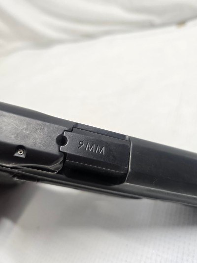 SMITH & WESSON M&P 9 9MM LUGER (9x19 PARA) - Image 4 of 12