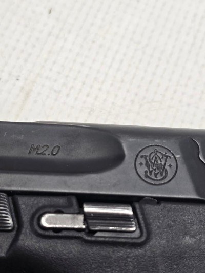 SMITH & WESSON M&P 9 9MM LUGER (9x19 PARA) - Image 6 of 12