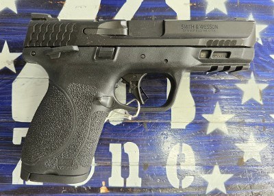 SMITH & WESSON Smith & Wesson M&P 2.0 Compact 9mm Semi Auto Pistol Black, 4" 9MM LUGER (9x19 PARA) - Image 1 of 2