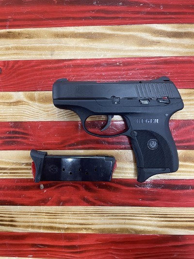 RUGER Ruger LC9 , Black, Semi Auto 9mm, 3in barrel, 2 OEM magazines 9MM LUGER (9x19 PARA) - Image 1 of 2
