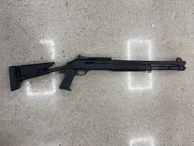 BENELLI Benelli M4, Semi Auto, 12 Gauge, 3" Chamber, Black, fixed stock with pistol grip, Oem Box 12 GA - Image 1 of 2