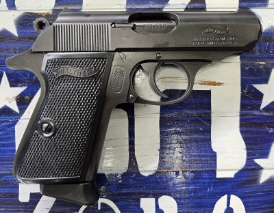WALTHER Walther Arms PPK/S 380 acp Semi Auto Pistol, Black 3.3" .380 ACP - Image 1 of 2