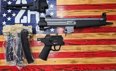 HECKLER & KOCH Heckler & Koch MP5 22lr Pistol, Silver 8.9" .22 LR - Image 2 of 2