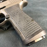 SIG SAUER P365 LEGION AXG 9MM 17+1 9MM LUGER (9x19 PARA) - Image 6 of 11
