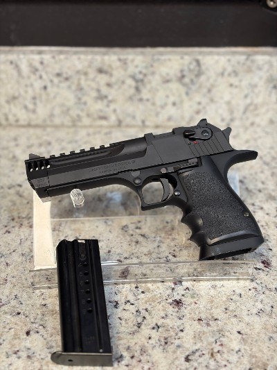 MAGNUM RESEARCH DESERT EAGLE MARK XIX L5 .357 MAG - Image 3 of 6