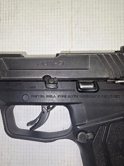 RUGER MAX-9 9MM LUGER (9x19 PARA) - Image 4 of 12
