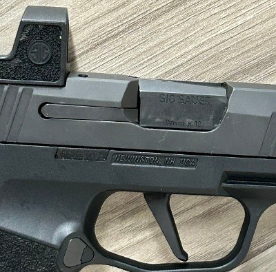 SIG SAUER P365 XL 9MM LUGER (9x19 PARA) - Image 6 of 12