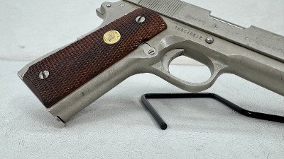 COLT COMBAT COMMANDER .45 ACP - Image 13 of 25