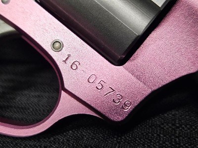 CHARTER ARMS PINK LADY 52330 .38 SPL - Image 4 of 7