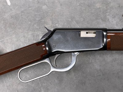 WINCHESTER 9422M .22 WMR - Image 3 of 12