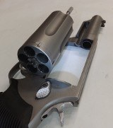 TAURUS JUDGE.45 LC/.410 GA - Image 7 of 12