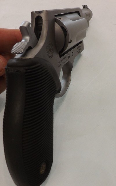 TAURUS JUDGE.45 LC/.410 GA - Image 4 of 12
