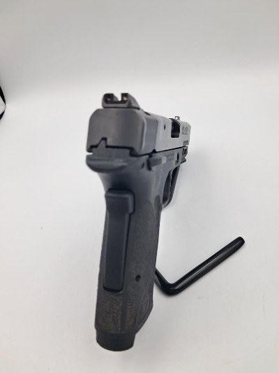 SMITH & WESSON M&P 9 SHIELD EZ M2.0 9MM LUGER (9x19 PARA) - Image 8 of 8