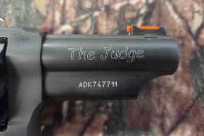 TAURUS THE JUDGE 45LC/410GA .45 LC/.410 GA - Image 6 of 7