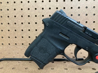 SMITH & WESSON BODYGUARD 380 .380 ACP - Image 2 of 9