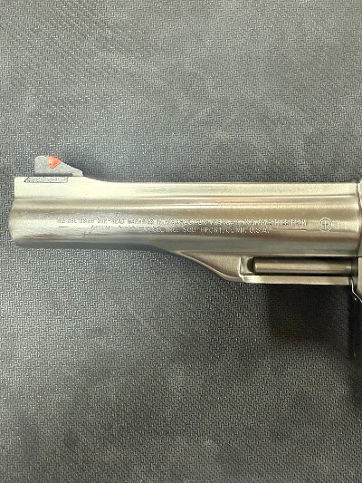 RUGER REDHAWK .44 MAGNUM - Image 2 of 10