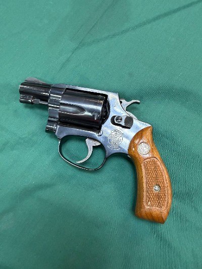 SMITH & WESSON 36 Classic .38 SPL - Image 1 of 10
