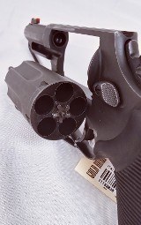 TAURUS The Judge .45 - .410 Bore - Image 7 of 8