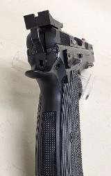 CZ CZ75 SP-01 Shadow 9MM LUGER (9x19 PARA) - Image 4 of 9