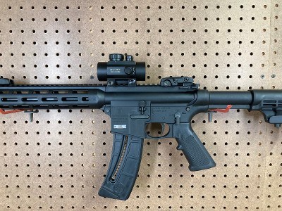 SMITH & WESSON M&P 15-22 .22 LR - Image 8 of 11