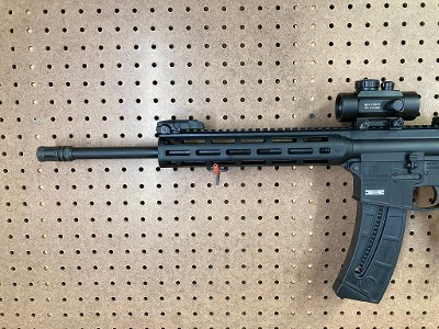 SMITH & WESSON M&P 15-22 .22 LR - Image 9 of 11