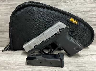 TAURUS PT140 MILLENNIUM G2 40 Smith & Wesson - Image 1 of 10
