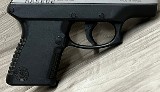 TAURUS PT140 MILLENNIUM G2 40 Smith & Wesson - Image 5 of 10