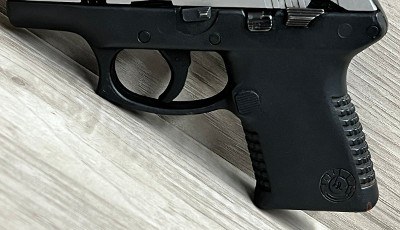 TAURUS PT140 MILLENNIUM G2 40 Smith & Wesson - Image 3 of 10