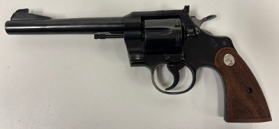COLT OFFICERS MODEL MATCH .38 SPL - Image 1 of 10