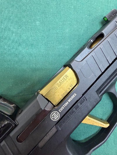 Sig Sauer P365 XL Spectre Custom Works 9MM LUGER (9X19 PARA) - Image 4 of 15