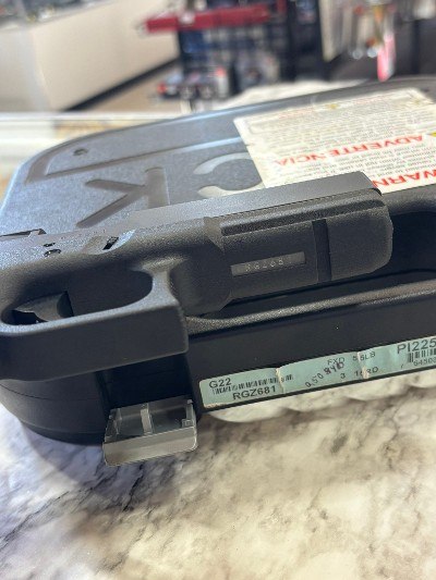 GLOCK G22 GEN 3 .40 S&W - Image 9 of 9