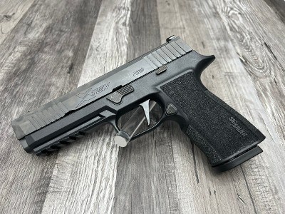 SIG SAUER P320 XTEN 10mm Auto - Image 1 of 4
