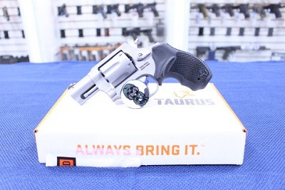 TAURUS 856 .38 SPL - Image 1 of 3
