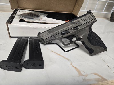 SMITH & WESSON M&P9 M2.0 METAL OR 9MM LUGER (9X19 PARA) - Image 1 of 2