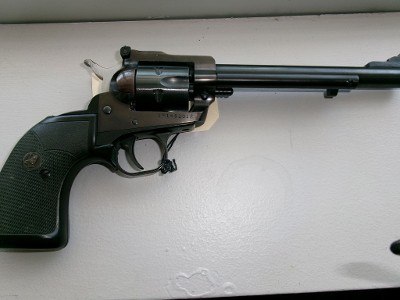 RUGER NEW MODEL SINGLE-SIX .22 CAL - Image 3 of 5