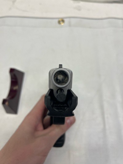 SMITH & WESSON SD40 2.0 40 Smith & Wesson - Image 4 of 14