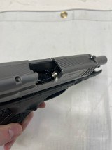 SMITH & WESSON SD40 2.0 40 Smith & Wesson - Image 3 of 14