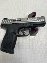 SMITH & WESSON SD40 2.0 40 Smith & Wesson - Image 1 of 14