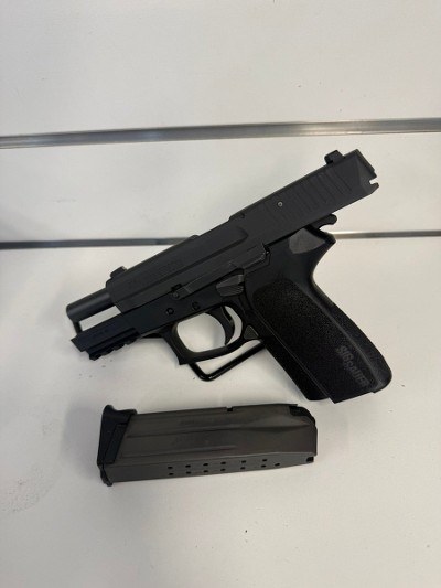 SIG SAUER SP2022 .9mm - Image 3 of 5