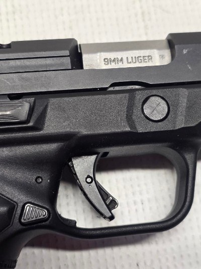 RUGER AMERICAN PISTOL 9MM LUGER (9x19 PARA) - Image 7 of 12