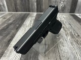 GLOCK 23 GEN 3 40 Smith & Wesson - Image 3 of 4