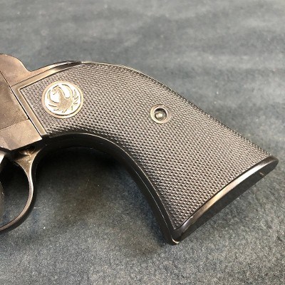 RUGER NEW MODEL BLACKHAWK .44 S&W SPECIAL - Image 4 of 9
