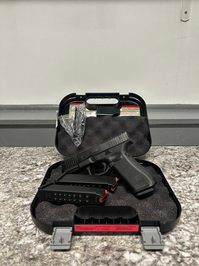 GLOCK 45 9MM LUGER (9x19 PARA) - Image 1 of 8
