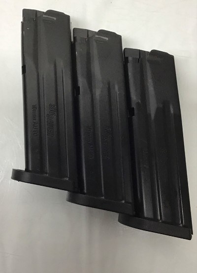 SIG SAUER XTen P320 10mm - Image 11 of 13