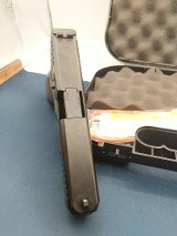 GLOCK G22 GEN 5 .40 S&W - Image 4 of 4