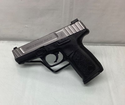 SMITH & WESSON SD40 VE .40 S&W - Image 3 of 11