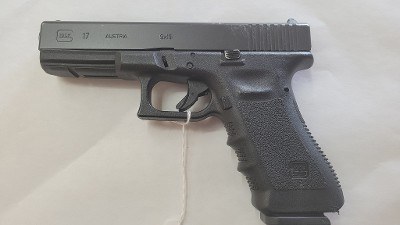 GLOCK 17 9MM LUGER (9x19 PARA) - Image 1 of 4