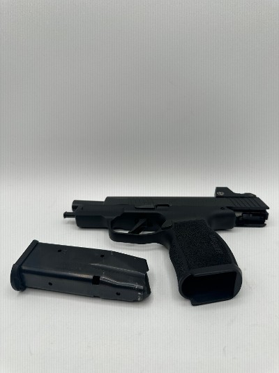 SIG SAUER P365 XL 9MM LUGER (9x19 PARA) - Image 8 of 10