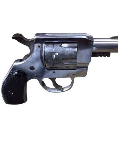 H&R 733 32 Smith & Wesson - Image 2 of 7